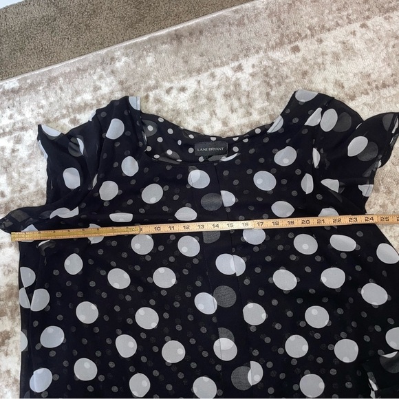 Lane Bryant double polka dot black/white lightweight flowy top plus size 18/20 - Picture 6 of 7